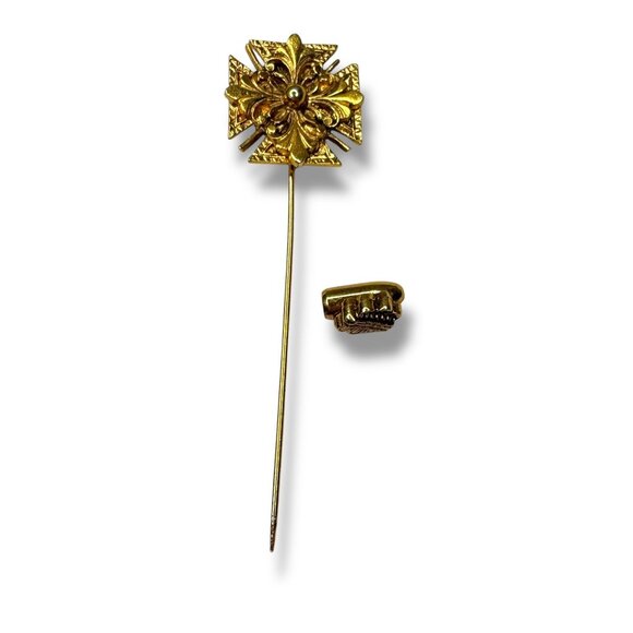 Mode Art Arthur Pepper Gold Tone Stick Pin Maltese Cross Pin Cap - Picture 4 of 5
